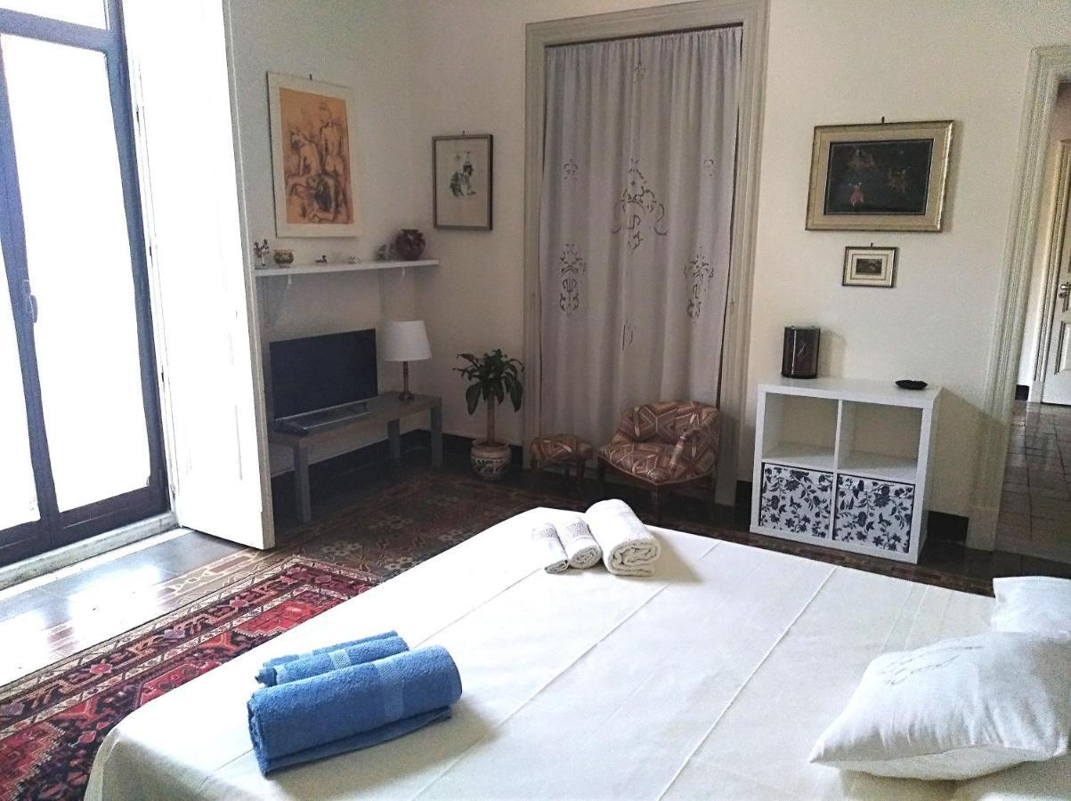L'Oasi Di Sofia Appartamento Turistico Etnea Cavour Bellini Катания Екстериор снимка