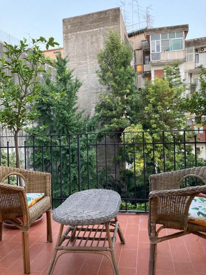 L'Oasi Di Sofia Appartamento Turistico Etnea Cavour Bellini Катания Екстериор снимка